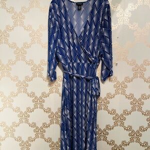 Catherines Blue and White Geometric Long Sleeve Dress